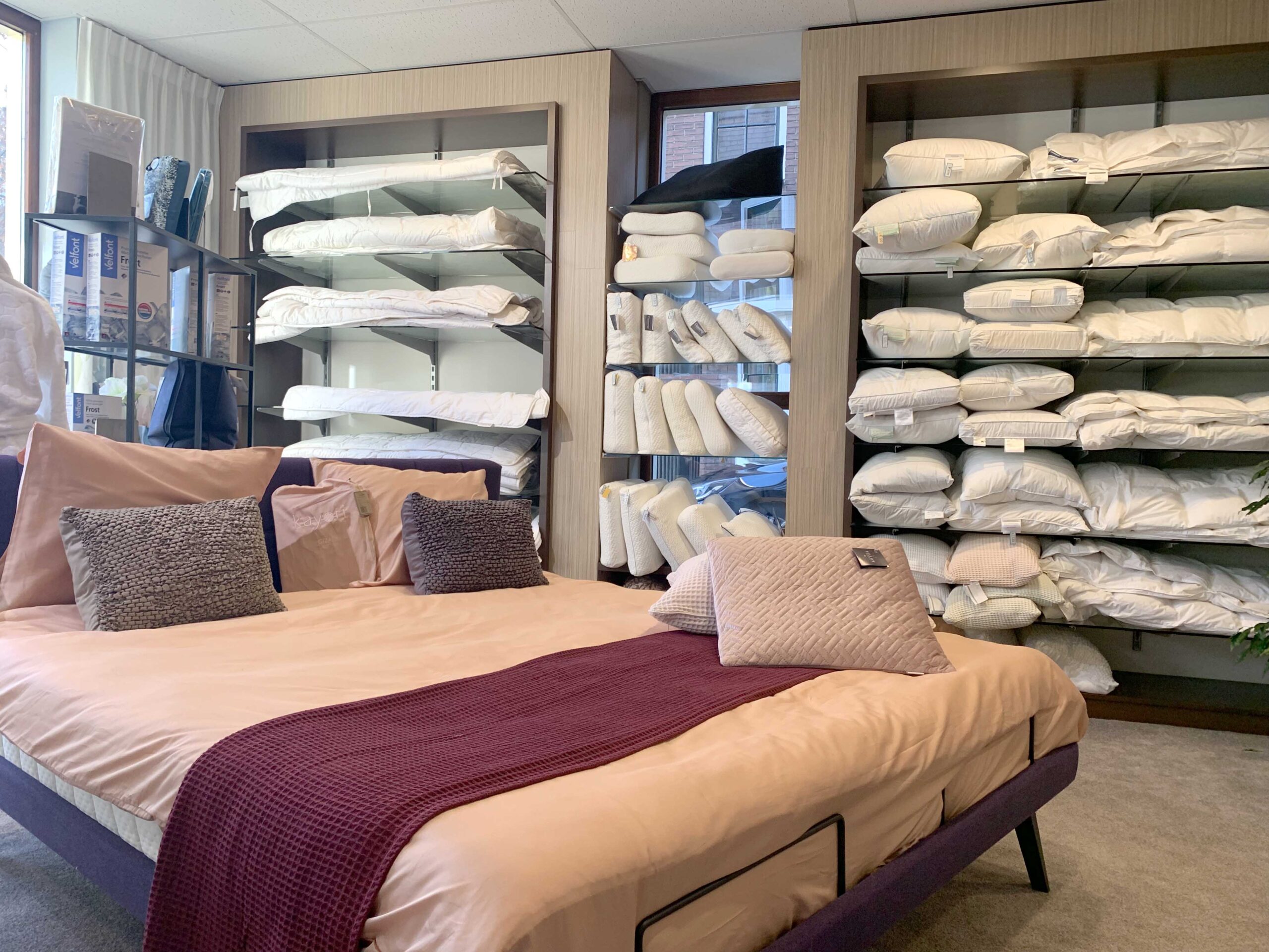 Verschillende hoofdkussens bij Maassen van den Brink Velp - Arnhem